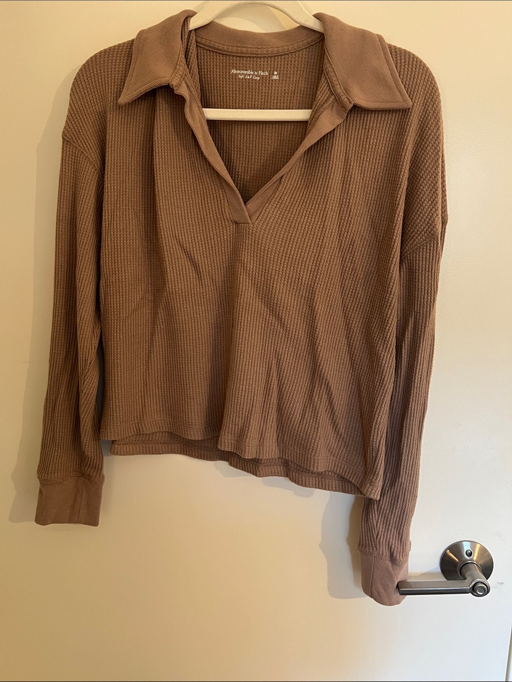 Abercrombie & Fitch Women's Brown Waffle-Knit Split V Polo